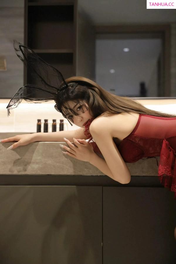   [XiuRen]高清写真图 2025.06.10 No.10386 李安妮 丰腴身材第27张图片